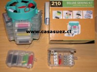 Costurero con 210 articulos. Con manilla y depositos plasticos removibles